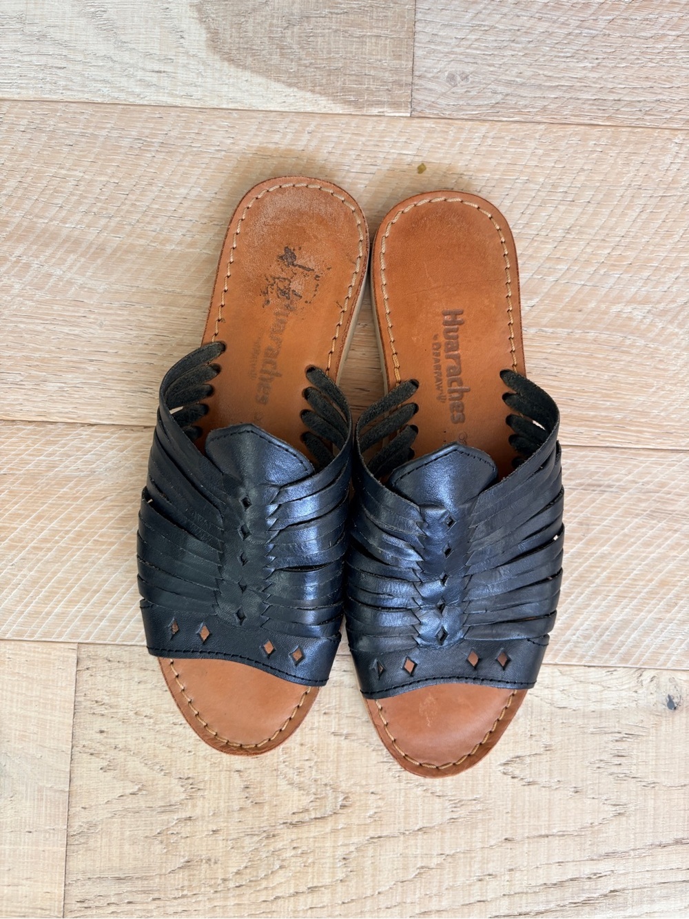 Huaraches Black Leather Woven Slide Sandals